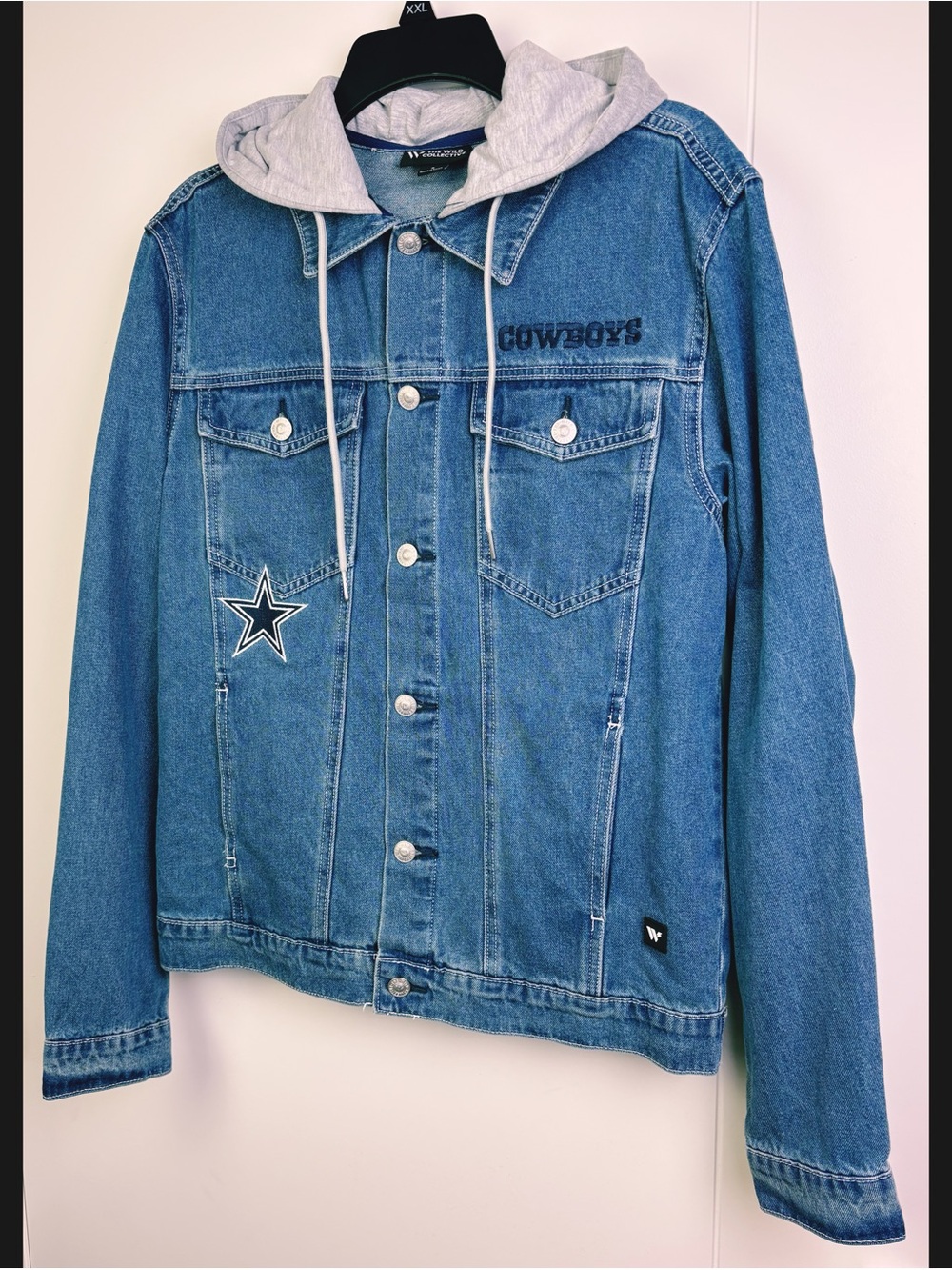 Dallas Cowboys The Wild Collective Denim Hooded Jacket Mens Small NFL - Picture 2 of 11